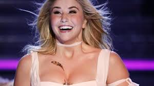 Daran scheint die schlagersängerin selbst zu zweifeln. Beatrice Egli Total Erschlankt