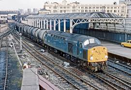 Class 40 40079 Manchester Victoria 270384 Br275 Train Pictures British Rail Locomotive