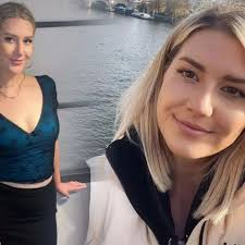 Beautiful' woman, 27, dies weeks after sending her mum heartbreaking last  photo at Oasis gig