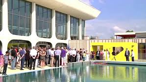 Piscine De Montigny Les Metz Video Dailymotion