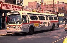 An N21 Bus From The 70s Which Served Flushing Ny Northern Boulevard Great Neck Ny And Glen Cove Ny Bus City Nice Bus Vintage New York