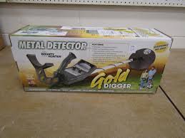 Lol so i did some checking around and. Sold Price Gold Digger Bounty Hunter Metal Detector April 5 0120 9 00 Am Edt