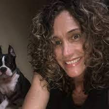 Linda Trombetta's Instagram, Twitter & Facebook