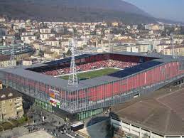 Mit diesem „plan b soll soll das stadion neu mit einem wohnhäuserkomplex von 450 wohnungen „quersubventioniert werden. Planung Torfeld Sud Mit Fussballstadion Neuer Planungskredit Pdf Free Download