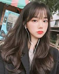 This pointy and wacky hairstyle with short straight sides will be. 10 Best Korean Hairstyle Medium Bangs Ideas Korean Hairstyle Hairstyle Hair Styles