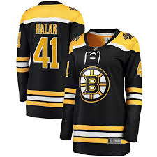 Score an officially licensed boston bruins jersey, bruins ice hockey sweaters and more for all hockey fans. Boston Bruins Jerseys Bruins Kit Boston Bruins Uniforms Fanatics International