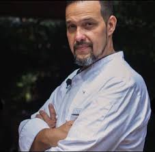 Orlando Amaro's Instagram, Twitter & Facebook