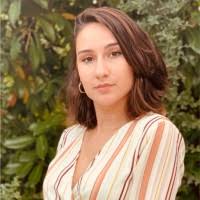 Estelle Rosen's Instagram, Twitter & Facebook