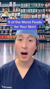 5 foods that can make your skin look terrible! 🥲 #diet #skincare  #healthyskin