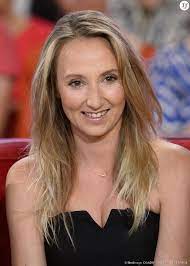 Depuis 2008, audrey est en couple avec thomas sabatier, un entrepreneur français 7. Audrey Lamy S Biography Wall Of Celebrities