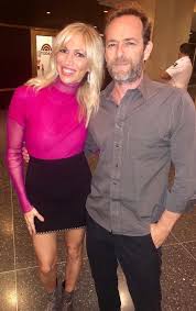 We would like to show you a description here but the site won't allow us. Debbie Gibson On Twitter I Had The Pleasure And Honor Of Meeting Mr Luke Perry Many Times Most Recently This Past October In Nyc Devastated To Hear The News A Piece Of