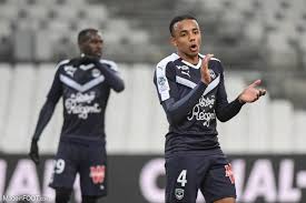 Jules kounde is in high demand / quality sport images/getty images. Anciens Jules Kounde Cible Par Le Fc Barcelone