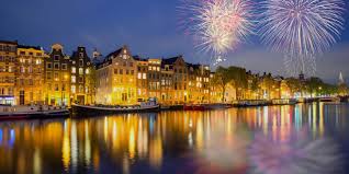 Τρέχουσα ώρα στο άμστερνταμ, ολλανδία. Amsterntam Xristoygenna Prwtoxronia Ta3idia Sthn Ollandia