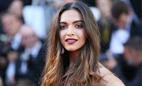 Deepika padukone is an indian actress and producer who works in hindi films. Deepika Padukone Tests Positive For Covid 19 After Her Family Father Prakash Padukone Hospitalised Culture