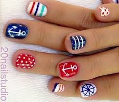 Si te gusta lucir unas uñas perfectas, te proponemos mirar con detalle este post con fotos de uñas decoradas 2021 seguro que queréis ver más estilos de uñas marineras con distintos colores, a. Unas Marineras O Nauticas Manicura De Unas Unas De Marinero Unas Decoradas Con Gatos