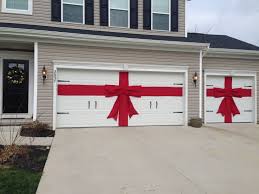 Diy Red Burlap Ribbon And Bow For Christmas Decor For Garage Doors Exterior Christmas De Christmas Decorations Diy Outdoor Outdoor Christmas Diy Christmas Diy