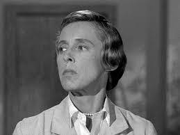 Darlene Beverly's Instagram, Twitter & Facebook