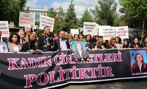 Diyarbakır'da bir kişi, boşanmak istediği eşine cadde ortasında kurşun yağdırdı. Diyarbakir Da 15 Gunde Uc Kadin Cinayeti Almanya Haber Berlin Haberler Son Dakika Avrupa Haberleri
