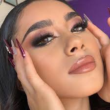 Yaquelin Aviña- Make-up,Estilismo