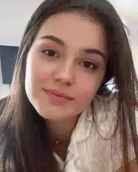 Hola hermosa todo bien qué haces qué linda que sos de dónde sos soy de  Córdoba solo vivo me encantaría tener tu número hermosa