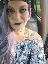 Make sure y'all check me out