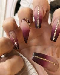 Ombre Nails Using Riyagelpolish Riyaintactgel Riyasnowipemattetopcoat 112 053 Black Cle Nailpro Hudabe Dark Red Nails Red And Gold Nails Red Ombre Nails You can do a lot with your ombre nails especially with beach themes since you can add another beach inspired ombre nail art design that absolutely looks gorgeous.