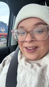 The Funniest Prom Dress Moments from Homecoming