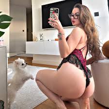 Türk Ünlü Sunucular 🇹🇷 on X: Öznur Güven 🍑🔥 t.coV6VLjsvMJe   X