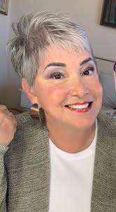 A fresh haircut can do wonders!✂️❤️✂️