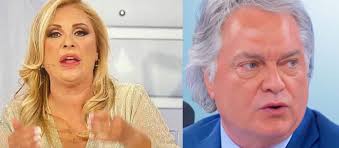 U&D, Tina dice no alla stretta di mano con Elio Servo: 'Io non dimentico,  sei un fallito'