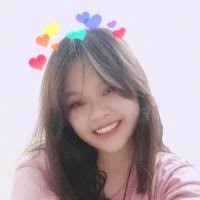 Ellen Hwang's Instagram, Twitter & Facebook