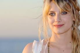 Submitted 2 months ago by battyfornudity. Melanie Laurent French Actresss Melanie Laurent Melanie French Actress