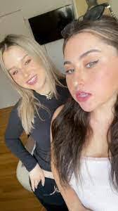 Scarlett Heller's Instagram, Twitter & Facebook