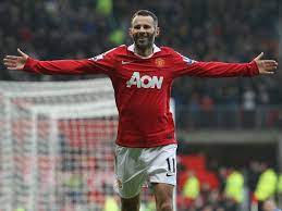 29 november 1973) is a welsh footballer who plays for manchester united. Manchester United Fans Hit Back After Ludicrous Ryan Giggs Tweet Goes Viral Manchester Evening News