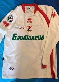 Dove comprare maglie calcio a poco prezzo? Bari Home Football Shirt 2008 2009 Sponsored By Gaudianello