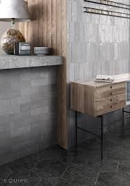 Equipe antiqva encants aqua 20x20 cm wandfliesen, fliesen, 20x20, unifarben, grau, grün, bodenfliese, antiqua, dekor erfahren sie mehr. Artisan Equipe Ceramicas Retro Fliesen Schwarze Innenturen Wandkachel