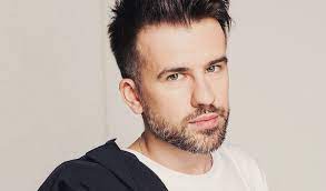 Animalele au venit chiar până la geamul mașinii / foto. Iubita EnglezoaicÄƒ A Lui Florin Ristei Are Succes In Romania È™i Nu Numai La X Factor Elle Ro