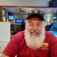 Suzanne Kaye's Instagram, Twitter & Facebook