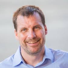 Daniel Naef's Instagram, Twitter & Facebook