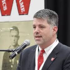 Kurt Casper's Instagram, Twitter & Facebook