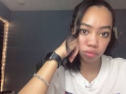 Beverly Mortimer's Instagram, Twitter & Facebook