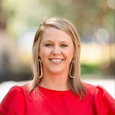 Madeline Barnett's Instagram, Twitter & Facebook