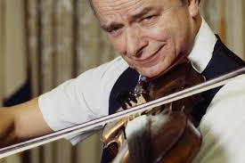 Senatur Robert Byrd u l-Ku Klux Klan