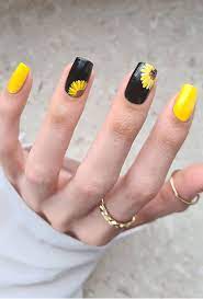 48+ Cheerful Sunflower Nails For Your Next Manicure