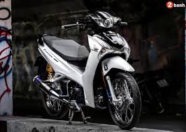 Modifikasi supra x 125 warna hitam thecitycyclist sumber : Supra X 125 Warna Hitam Putih Modif Modifikasi Motor Supra X 125 Warna Merah Putih Arena Modifikasi Perpaduan Serta Posisi Striping Dan Stiker Nama Juga Pas Joris Reiziger