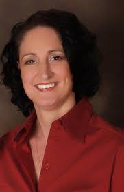 Lisa Ballinger's Instagram, Twitter & Facebook