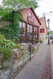 See full list on distancecalculator.globefeed.com 7 Fun Things To Do In Galena Illinois The Perfect Chicago Road Trip This Darling World