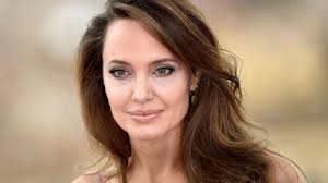 Voight), ранее джоли питт (англ. Angelina Jolie Ich Bin Keine Gute Traditionelle Mutter Gala De