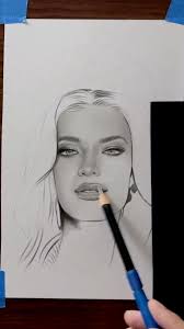 Y este fue el resultado Final del dibujo anterior, que realicé con una hoja  bond, ya tenía mucho tiempo que no dibujaba en una hoja de estas pero el  resultado me gustó,