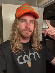 officialjacobluttrell podcast is live! Phenomenal singer/songwriter writer Jacob  Luttrell came to kick it sang some tunes, explains live music edict/being a  live music composer in Los Angeles & the struggle of love